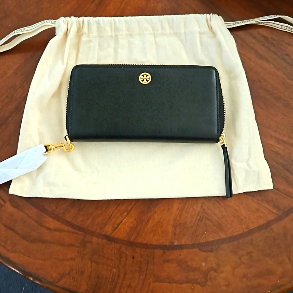 Tory Burch brand new wallet